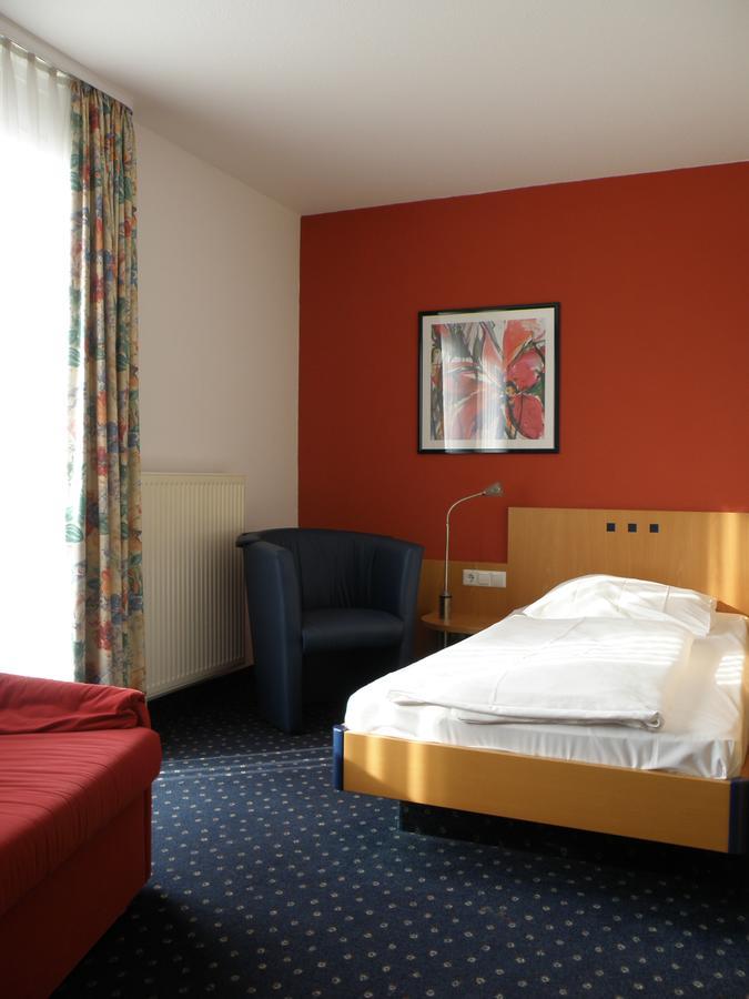 Landhotel Gasthof Krone Kupferzell Экстерьер фото