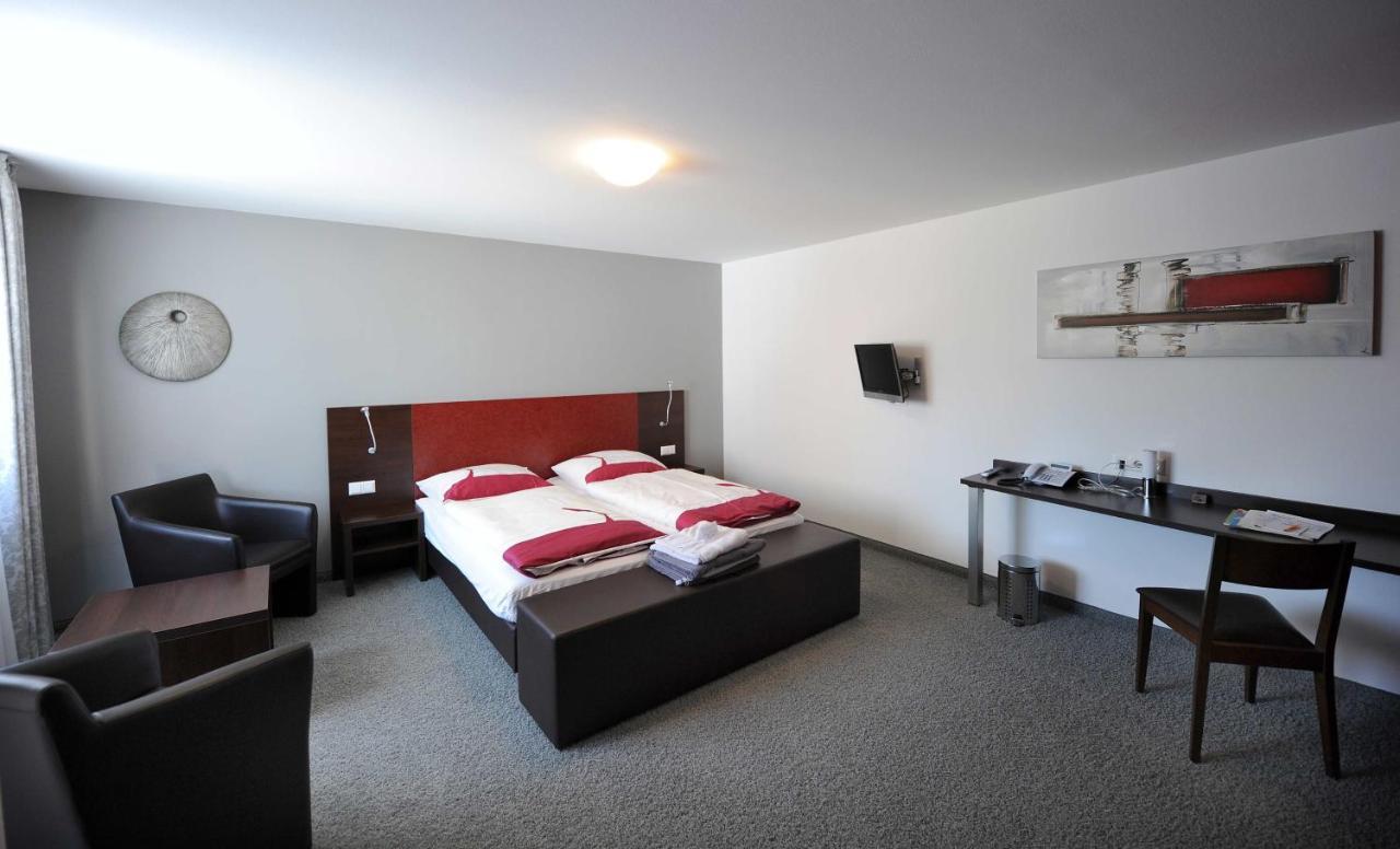Landhotel Gasthof Krone Kupferzell Экстерьер фото